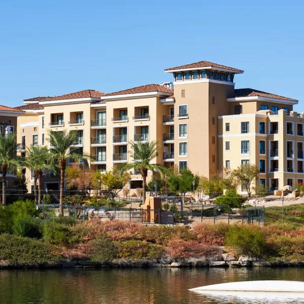 Hotels & Resorts 